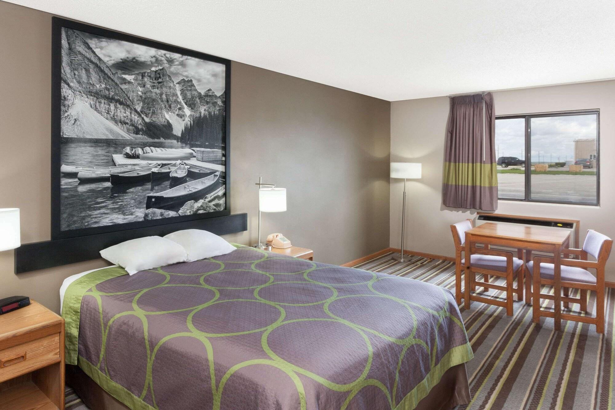 Super 8 By Wyndham Gilman Hotel Buitenkant foto