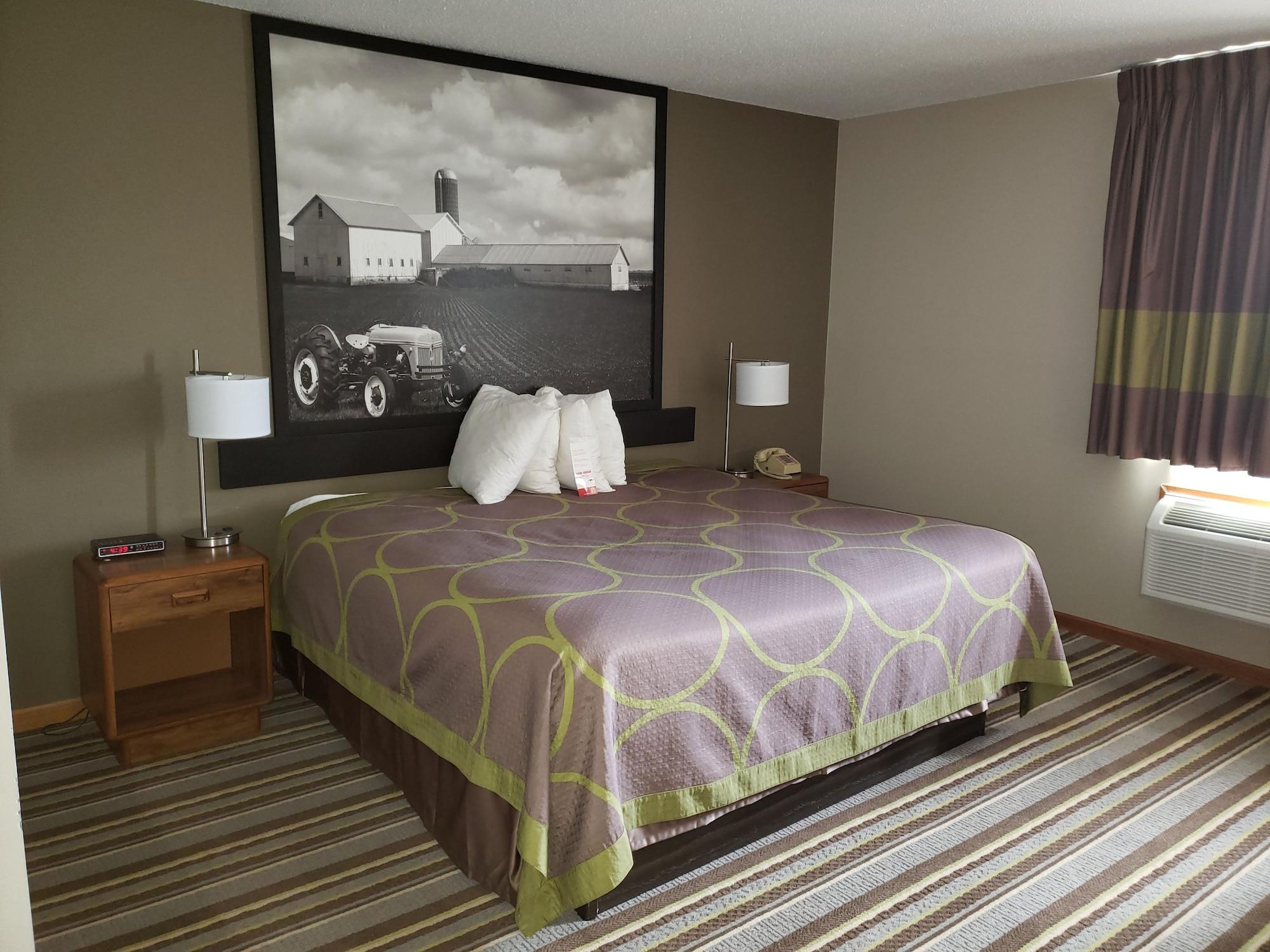 Super 8 By Wyndham Gilman Hotel Buitenkant foto